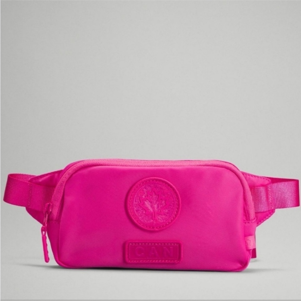 Lululemon Team Canada belt bag
